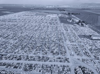 Gümrük otoparkının hava görüntüsü..