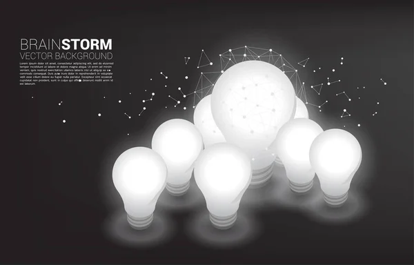 Siluet bola lampu besar dan kecil dengan titik menghubungkan garis poligon. Konsep Bisnis dari ide besar dan brainstorming . — Stok Foto
