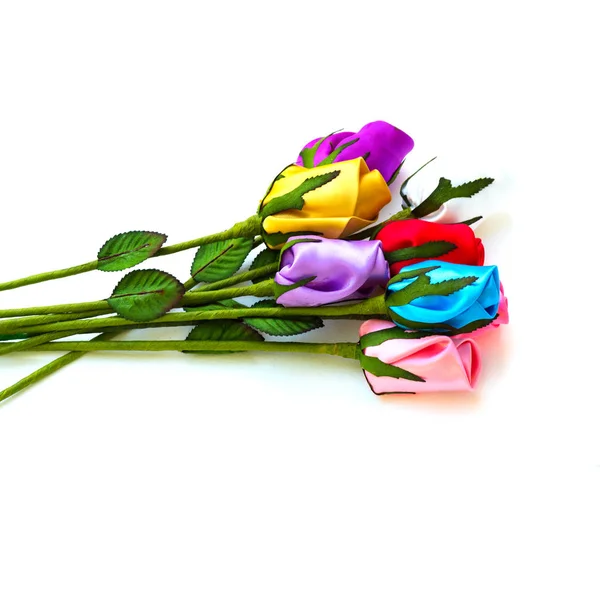 Schöne Rosen Aus Stoff Für Den Valentinstag Auf Dem Weißen — Stockfoto