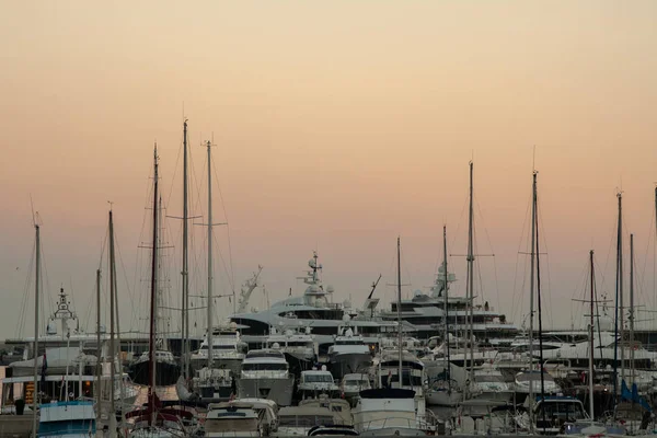 Monako'da yüksek yoğunlukta yat