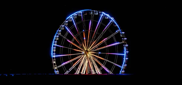 Marsilya dönme dolabından kesme çemberi