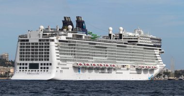 Fransız Rivierasında yelkenli yarışı 