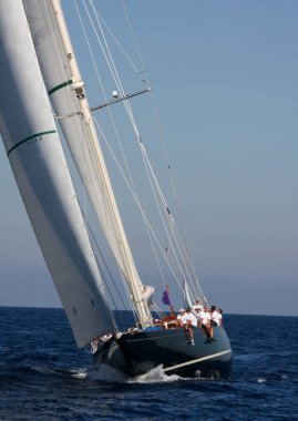 Fransız Rivierasında yelkenli yarışı 