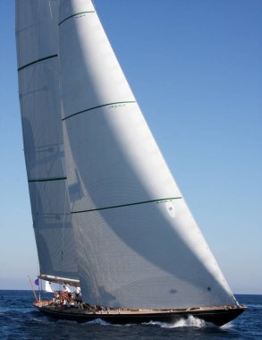 Fransız Rivierasında yelkenli yarışı 