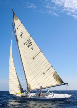 Fransız Rivierasında yelkenli yarışı