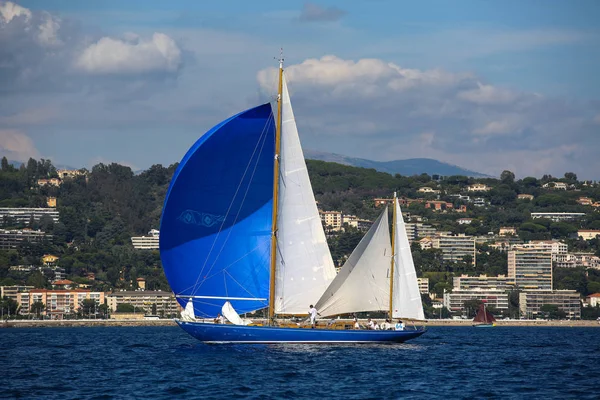 Ιστιοπλοϊκός Αγώνας Στα Γαλλικά Riviera — Φωτογραφία Αρχείου