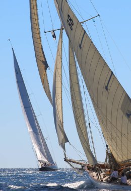 Fransız Rivierasında yelkenli yarışı 