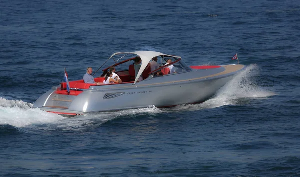 Fransız Rivierasında yelkenli yarışı 