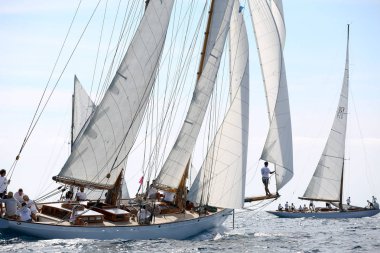 Fransız Rivierasında yelkenli yarışı 