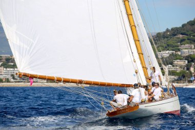 Fransız Rivierasında yelkenli yarışı 
