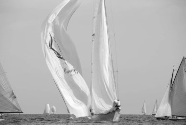 Fransız Rivierasında yelkenli yarışı 
