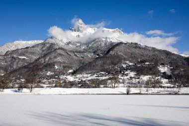 Kış manzaraları Fransız Alps 