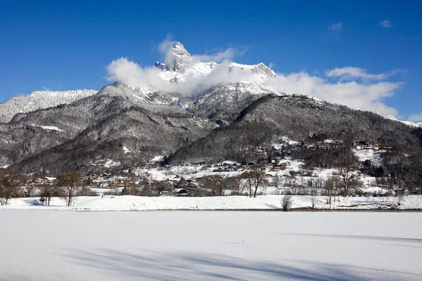Kış manzaraları Fransız Alps 