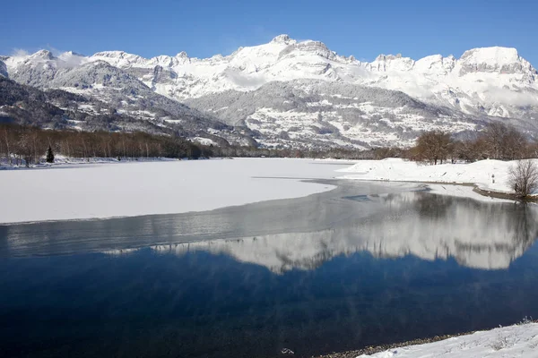 Vinterlandskap Franska Alperna — Stockfoto