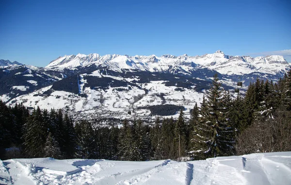 Paisajes Invernales Los Alpes Franceses —  Fotos de Stock