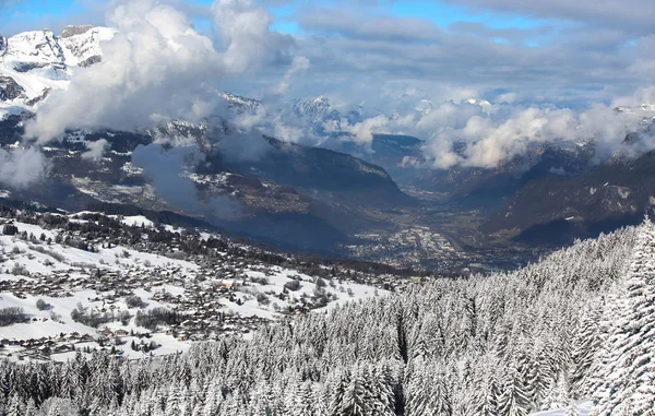 Paisajes Invernales Los Alpes Franceses —  Fotos de Stock