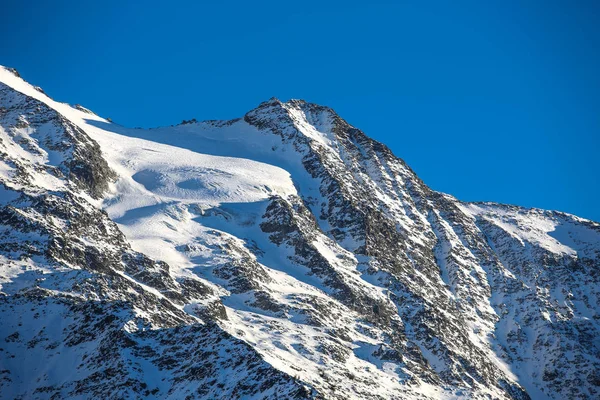 フランス アルプスの冬の風景 — ストック写真