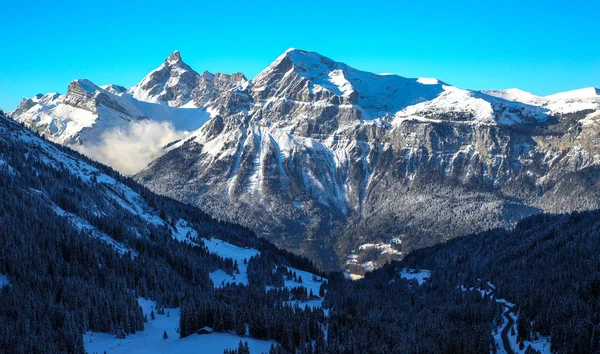 Paisajes Invernales Los Alpes Franceses —  Fotos de Stock