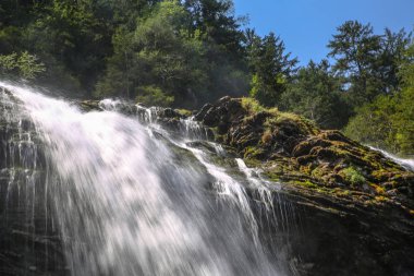 Fransız Alpleri'nde yaz