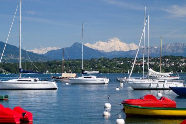 Fransız Alpleri'nde yaz