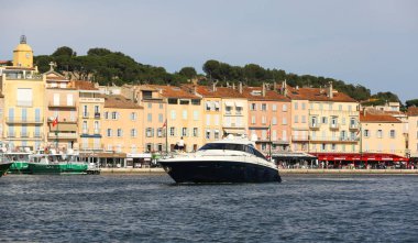 Saint Tropez Körfezi manzara 