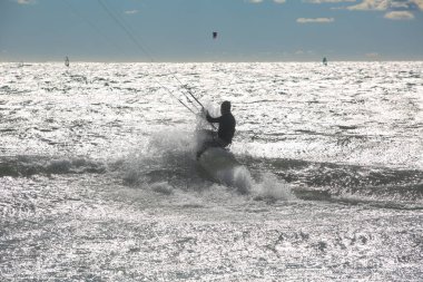 Uçurtma sörfçü eylem