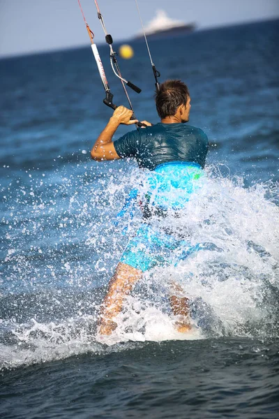 Cometa Surfista Acción —  Fotos de Stock