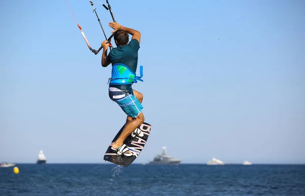 Kite Surfer Δράση — Φωτογραφία Αρχείου