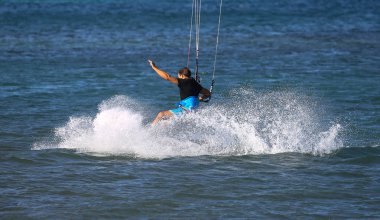 Uçurtma sörfçü eylem