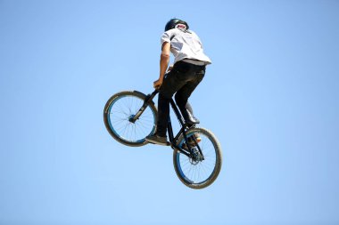 dağ bisikletçileri eylem 