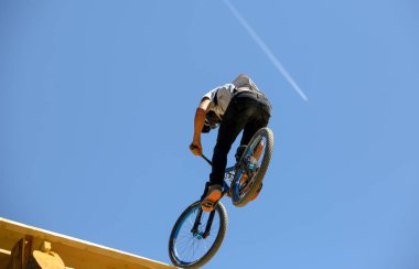 dağ bisikletçileri eylem 