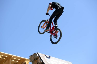 dağ bisikletçileri eylem 