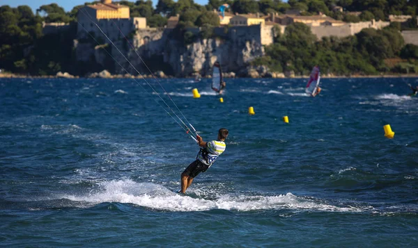 Kite Surfer Δράση — Φωτογραφία Αρχείου