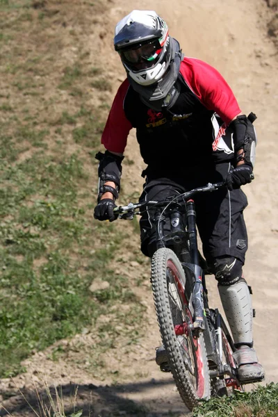 Ciclistas Montaña Acción — Foto de Stock