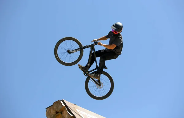 Mountain Bikers Action — Stock Photo, Image