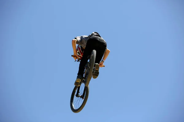 Mountain Bikers Action — Stock Photo, Image