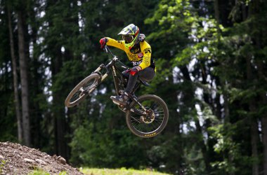 dağ bisikletçileri eylem 