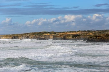 Longueira 'da Almograve Plajı