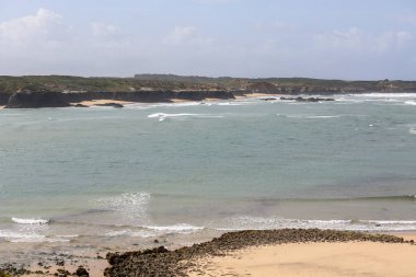 Vila Nova De Milfontes şehir ve plaj