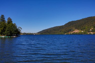 Fransa'da Gerardmer gölü