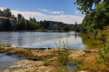 the town of Pont de Poitte