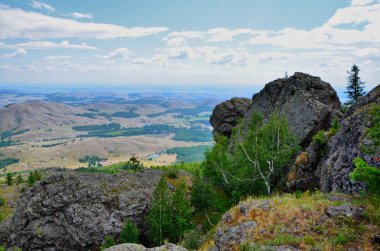 Ural Dağları'nda yaz kısa ama harika bir zamanı.