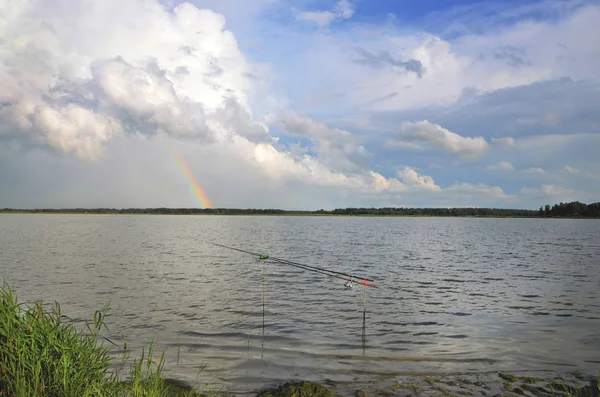 Дозатор Риболовлю Озеро Sarankul Розташоване Уралі Росія — стокове фото