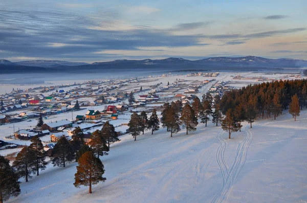 Winter Das Dorf Tirlyan Das Den Bergen Des Südlichen Urals — Stockfoto