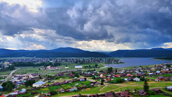 Antiguo Pueblo Tirlyan Sur Los Urales Rusia Convierte Centro Del Imagen De Stock