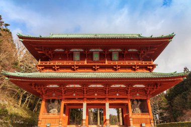 Daimon Kapısı, Koyasan antik ana girişi, Koya alanı, Unesco Dünya Mirası alanı, Wakayama Prefecture, Japonya.