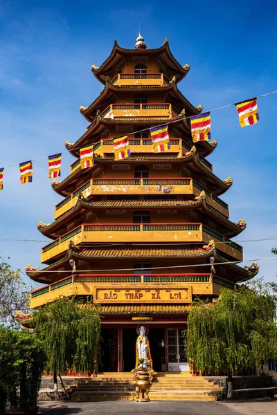 Giac Lam pagoda yedi katlı stupa, Ho Chi Minh City (Saygon), Vietnam. — Stok fotoğraf