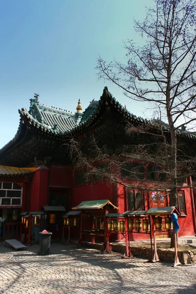 瓦伊拉达寺的祈祷磨坊，甘丹特钦伦寺（甘丹），乌兰巴托或乌兰巴托，蒙古. — 图库照片