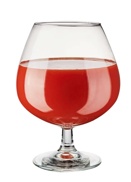 Glas met tomatensap geïsoleerd op witte achtergrond. — Stockfoto