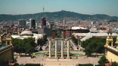 Panoramik şehir Barcelona, İspanya, Montjuic dağ tepesinden. Sen-ebilmek görmek onları ile birçok ünlü binalar.